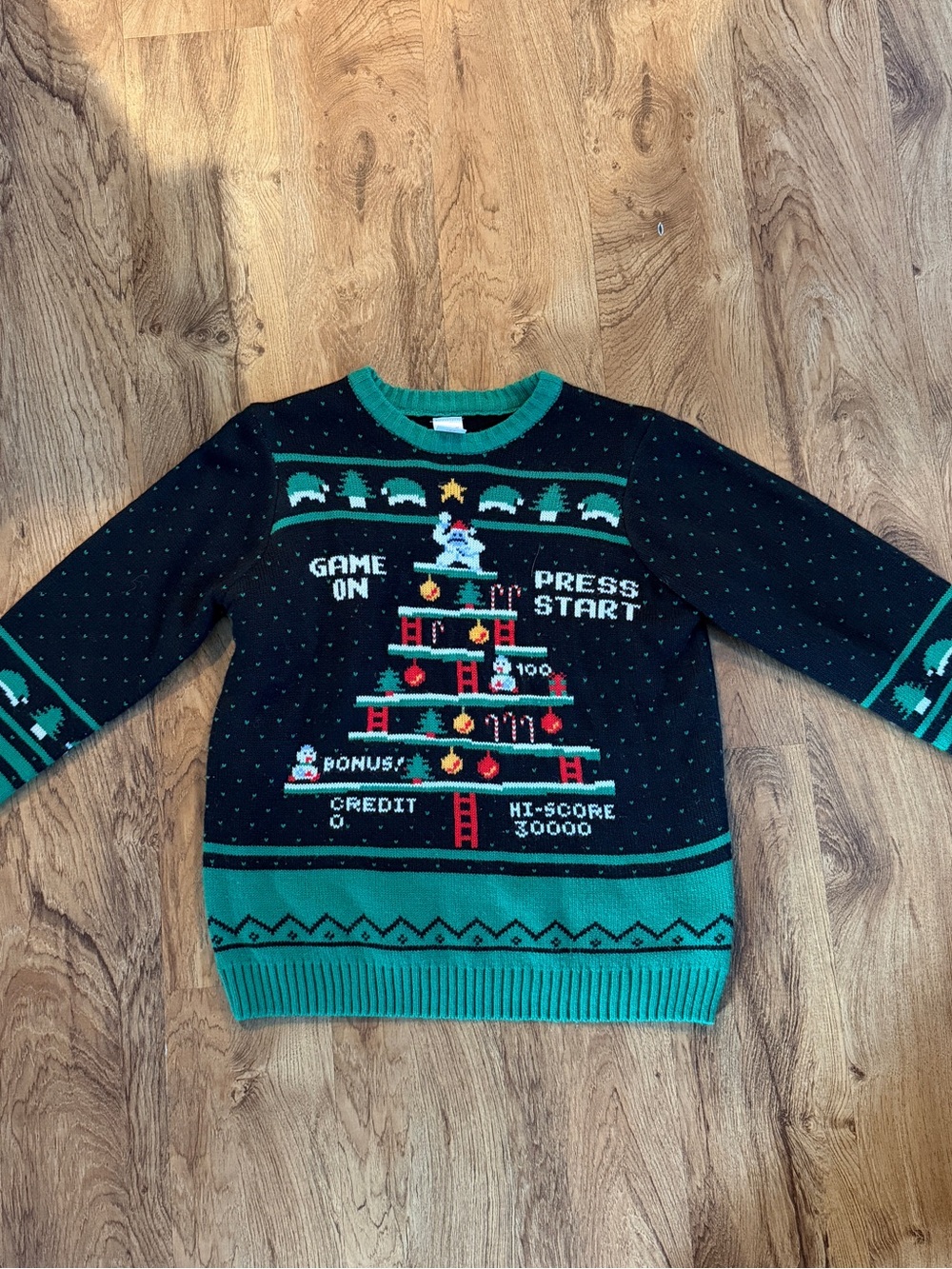 Holiday Time Black and Green Retro Video Game Sweater Size 10-12